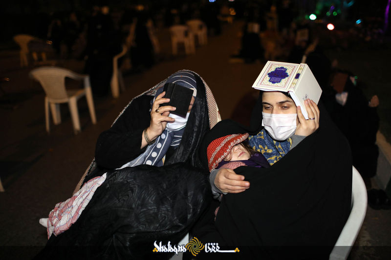 تصاویر| مراسم احیای شب 21 ماه‌رمضان در جوار حرم امام‌رضا(ع)