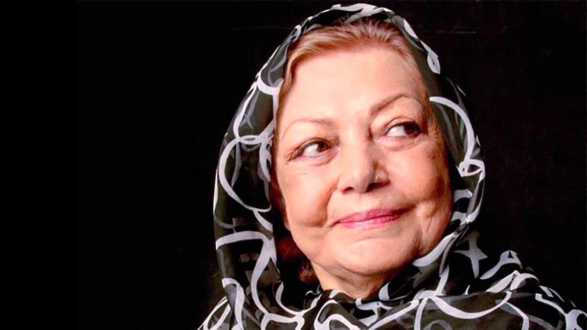 ماجرای موتورسواری جنجالی حمیده خیرآبادی با چادر / داوودی: شبیه زورو شده بود + فیلم