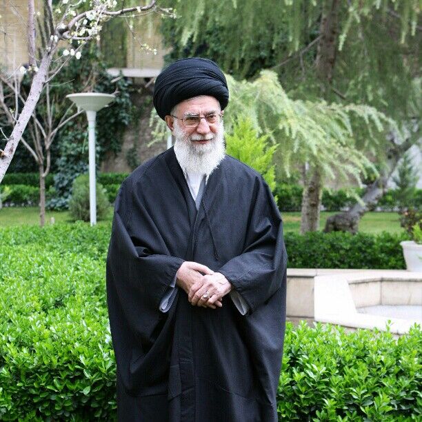 عکس-امام-خامنه_ای-10