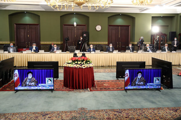 تصاویر حضور ویدئوکنفرانسی رهبری در جلسه ستاد ملی مبارزه با کرونا