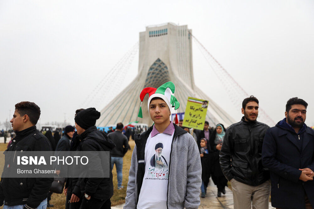 تصاویری از راهپیمایی ۲۲ بهمن در تهران