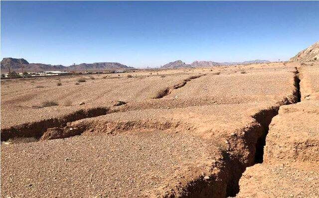 از ترکهای عمیق دشت «مهیار» تا خانه ها و خیابانهای نصف جهان / تا 30 سال قبل، مهیار پر از باغ بود 3