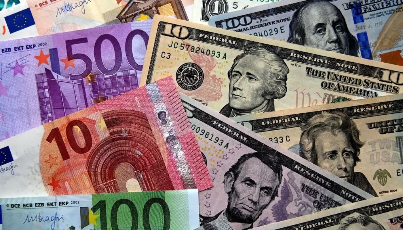 قیمت دلار و یورو در صرافی ملی امروز سه‌شنبه ۱۳ آبان ۱۴۰۴/ افزایش قیمت دلار و یورو