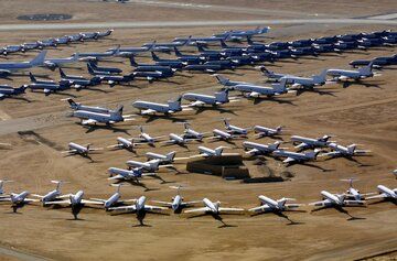 تصاویری از بزرگ ترین گورستان در آمریکا/ در اینجا ۴۰۰۰ بمب‌افکن‌ و جنگنده‌ آمریکایی یکجا جمع شده‌اند!
