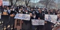 تجمع اعتراض آمیز معلمان به طرح رتبه‌بندی در برخی استان‌ها+فیلم و عکس