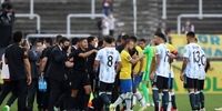 اتفاقی بی‌سابقه در فوتبال/ تعلیق بازی جنجالی برزیل-آرژانتین/ ورود پلیس فدرال برای دستگیری بازیکنان