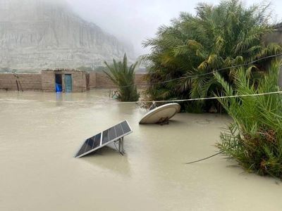 بارندگی و سیل در بلوچستان پاکستان/ این شهر بندری زیر آب رفت!