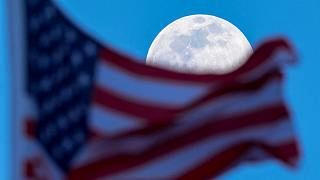 جزئیات طرح فوق محرمانه آمریکا برای سوراخ کردن ماه با بمب اتم 
