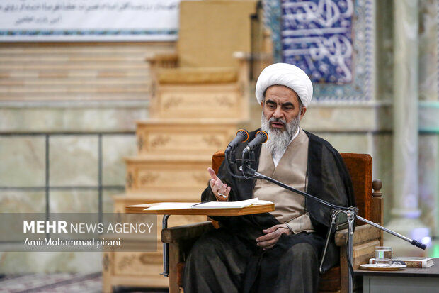 پس لرزه اظهارات جنجالی سلیمانی اردستانی درباره حضرت فاطمه (س)/ فاضل لنکرانی: نمی توان او را شیعه نامید