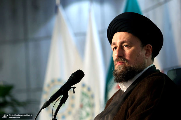 زشت است که در فهرست برندگان نوبل شیعیان حضور نداشته باشند