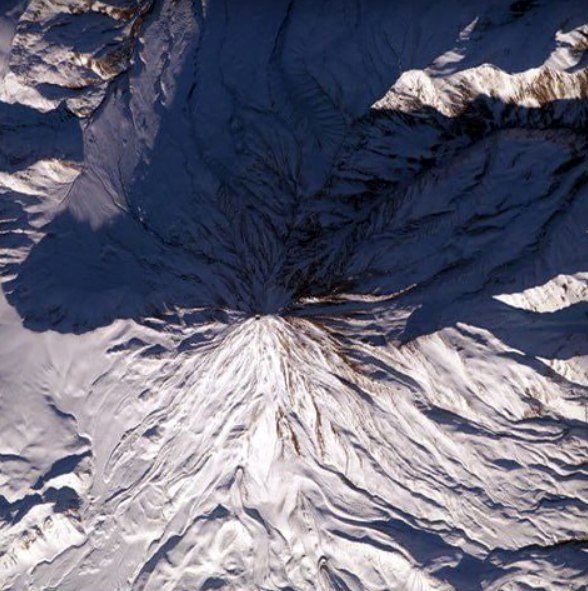 یک تصویر نگران کننده از کوه دماوند + عکس