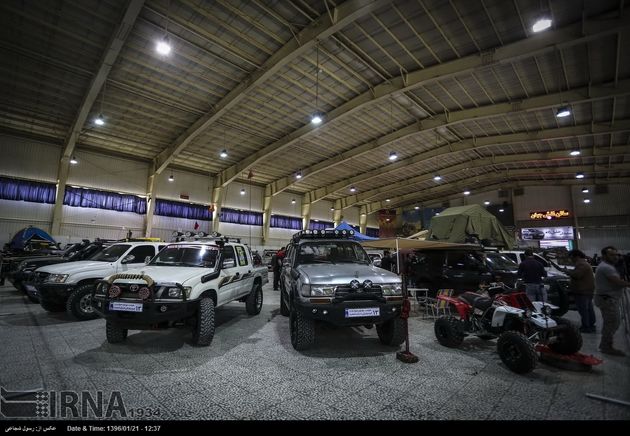 نمایشگاه خودروهای کلاسیک و آفرود اصفهان