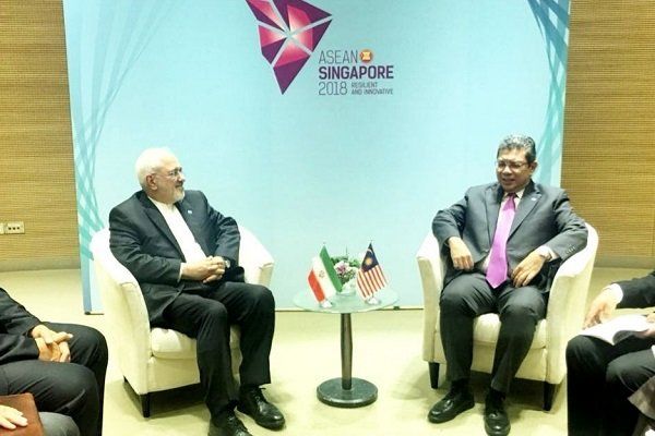 ظریف با وزیر خارجه مالزی دیدار کرد