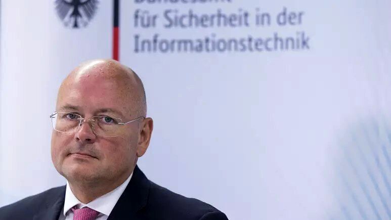  رئیس آژانس امنیت سایبری آلمان برکنار شد