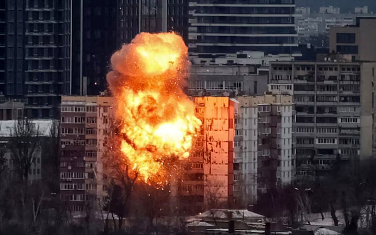  انفجارهای مهیب در پایتخت اوکراین/ آزیرهای هشدار به صدا درآمد