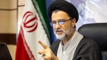 هشدار تند نبویان به کشورهای منطقه؛ پاسخ کوبنده‌ ایران موجب قطع کامل تولید نفت منطقه می‌شود/ تحرکات منطقه ای نشان از حماقت جدید آمریکا دارد