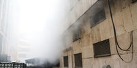 افزایش حجم دود در محل حادثه ساختمان وزارت نیرو + عکس