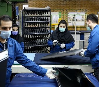 زنان؛ قربانی اول «تعدیل نیرو» | گلپور: حذف زنان از بازار کار، خانواده‌ها را در معرض «فقر چندبعدی» قرار می دهد