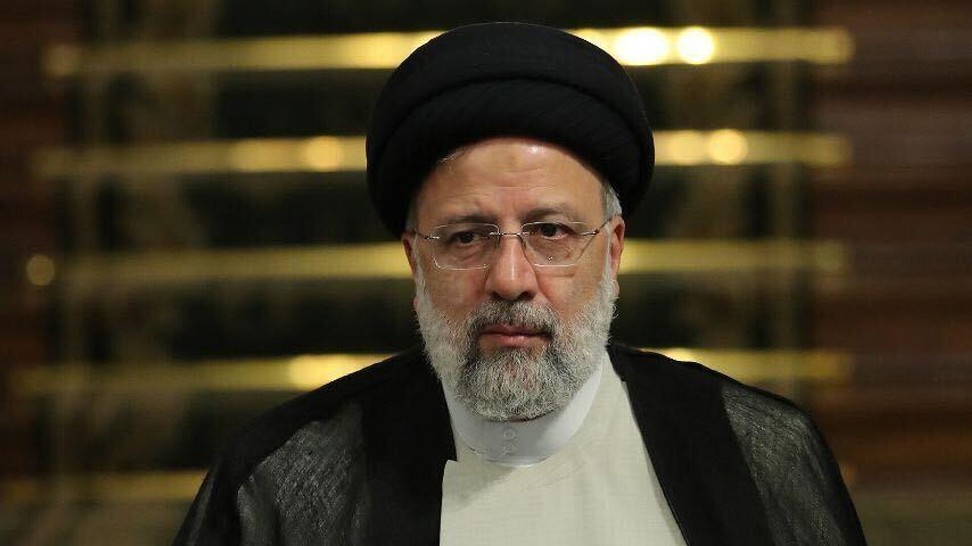  حضور رئیسی در مناطق سیل‌ زده فیروزکوه+ عکس