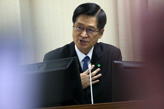 رد ادعای رقابت تسلیحاتی تایوان با چین از سوی وزیر دفاع این کشور