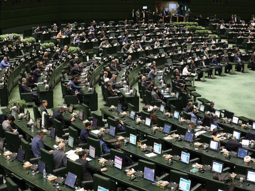 تصویب طرح اعمال عوارض برای تنگه هرمز در کمیسیون امنیت ملی مجلس