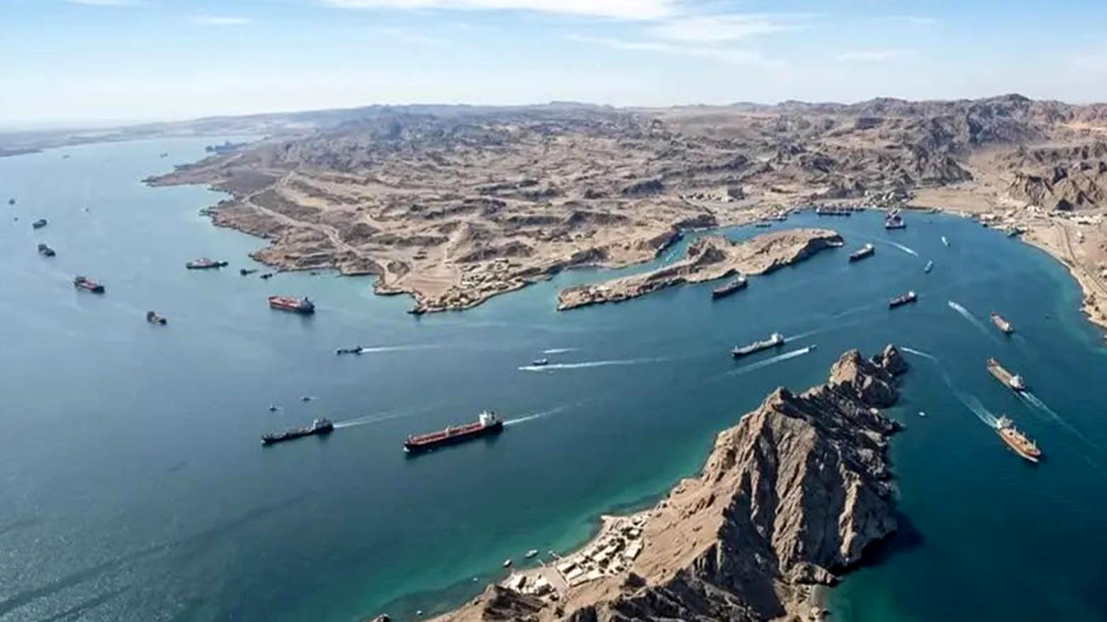 ترامپ تنگه هرمز را «تنگه ایران» نامید