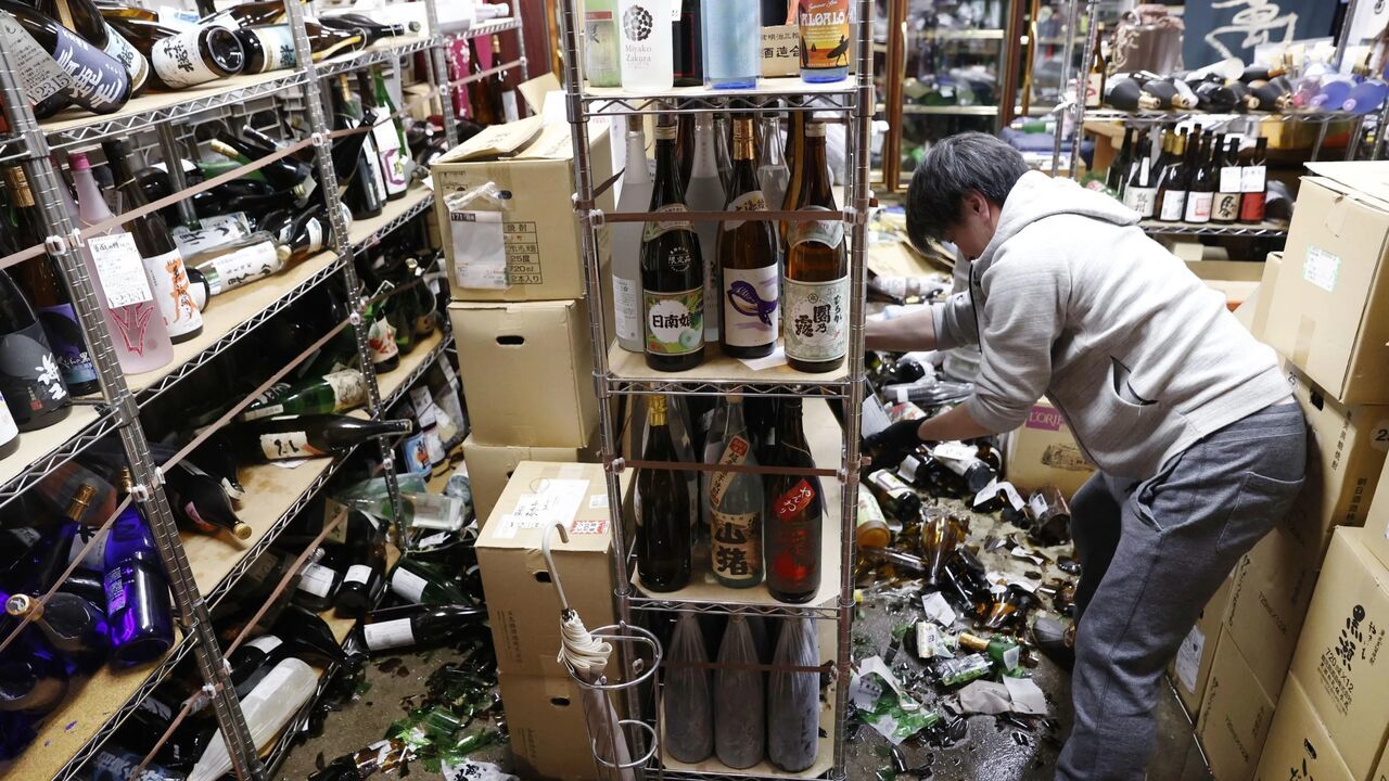 زلزله ۷ ریشتری در فوکوشیمای ژاپن