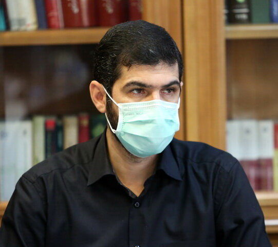 آخوندی: قرار نیست شهردار تهران برای هر حکم با تک تک اعضا شورا مشورت کند