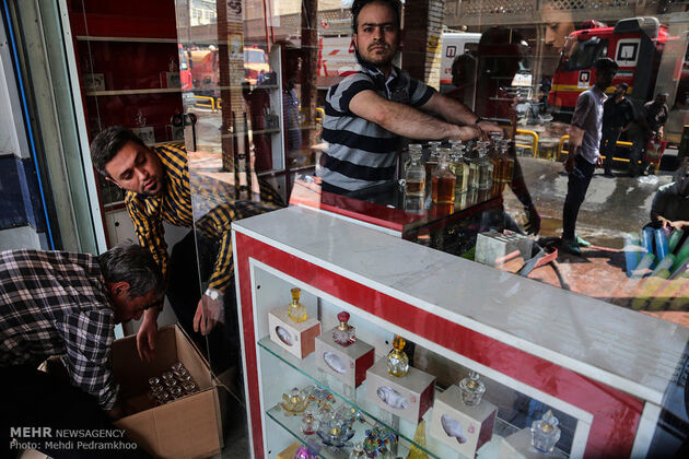 تصاویر آتش سوزی گسترده در پاساژ رضوان اهواز