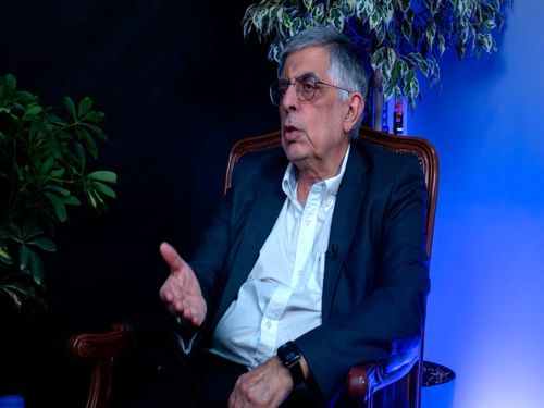 کرباسچی: اعتراضات در ایران انباشتی از فشارهاست / دولت یکجا کوتاه بیاید