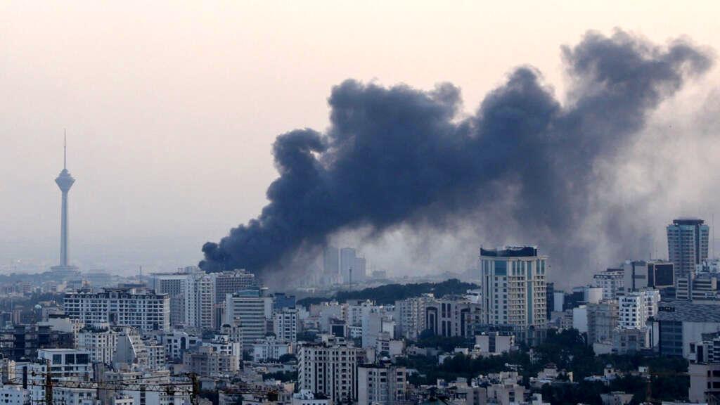 افشاگری اکونومیست از برنامه اسرائیل برای حمله به ایران در تابستان/ چرا برنامه حمله تغییر کرد؟