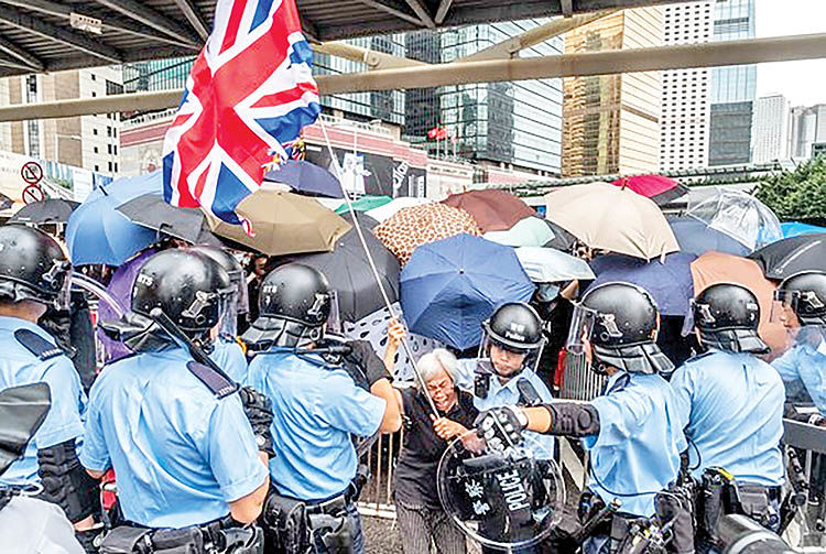 هنگ‌کنگ؛ آوردگاه نبرد اقتصادی چین وآمریکا