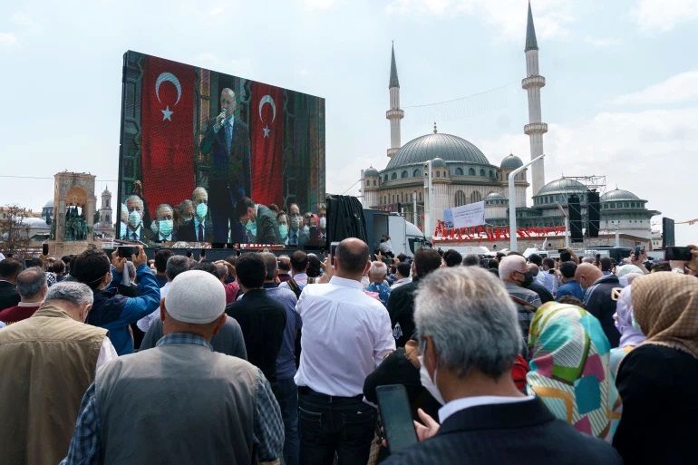 افتتاح پروژه پر حاشیه و جنجالی اردوغان در استانبول + عکس

