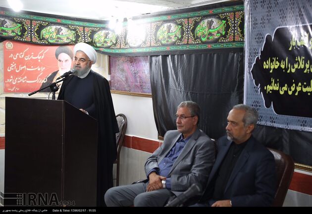 حضور رئیس جمهوری در محل حادثه معدن یورت