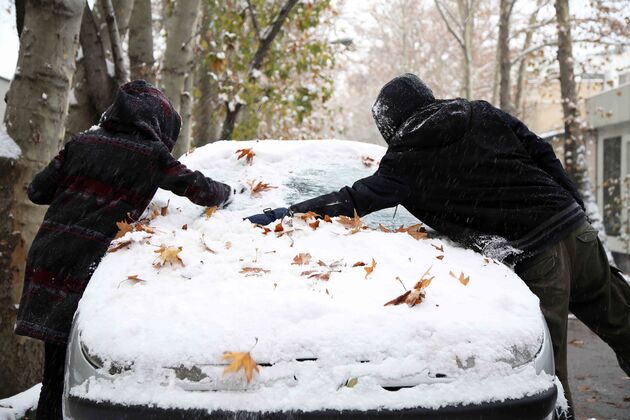برف و سرمای پاییزی