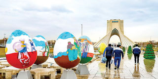 سال 1405؛ شروعی نامطمئن میان انفجار و امیدهای کوچک | مردم سال جدید را چگونه آغاز کردند؟ | کسب‌وکارها فقط دوام می‌آورند