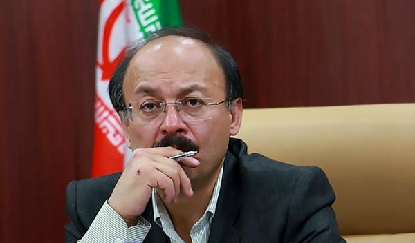 درباره مواضع این روزهای بیژن عبدالکریمی که خواستار اعدام روشنفکران به شیوه قرون وسطایی شد