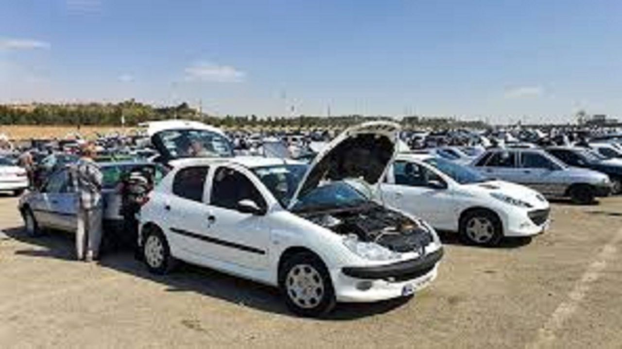 قیمت خودروهای داخلی در بازار امروز ۸ آذر ۱۴۰۰+ جدول
