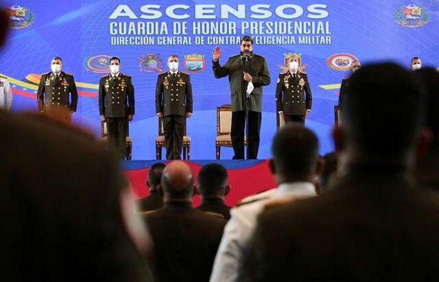 درخواست مادورو برای افزایش آمادگی نیروهای مسلح کشورش