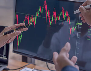 پیش بینی بورس فردا شنبه ۹ آبان ۱۴۰۵ | ریسک جنگ در برابر پتانسیل صعود بازار سهام
