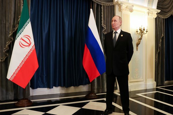 سکوتِ روسیه در مقابل جنگ علیه ایران | آقای صلح دست به‌کار شد