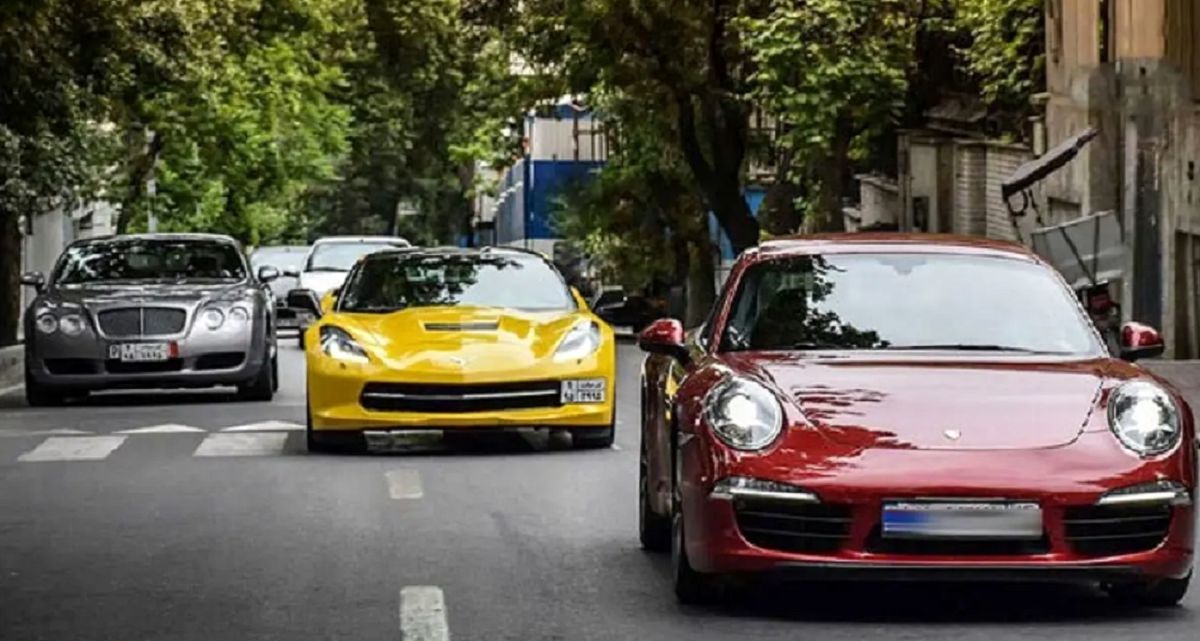 دور دور خودروهای لوکس گذر موقت در شهرهای سرزمین اصلی | تردد خارج از محدوده تخلف است