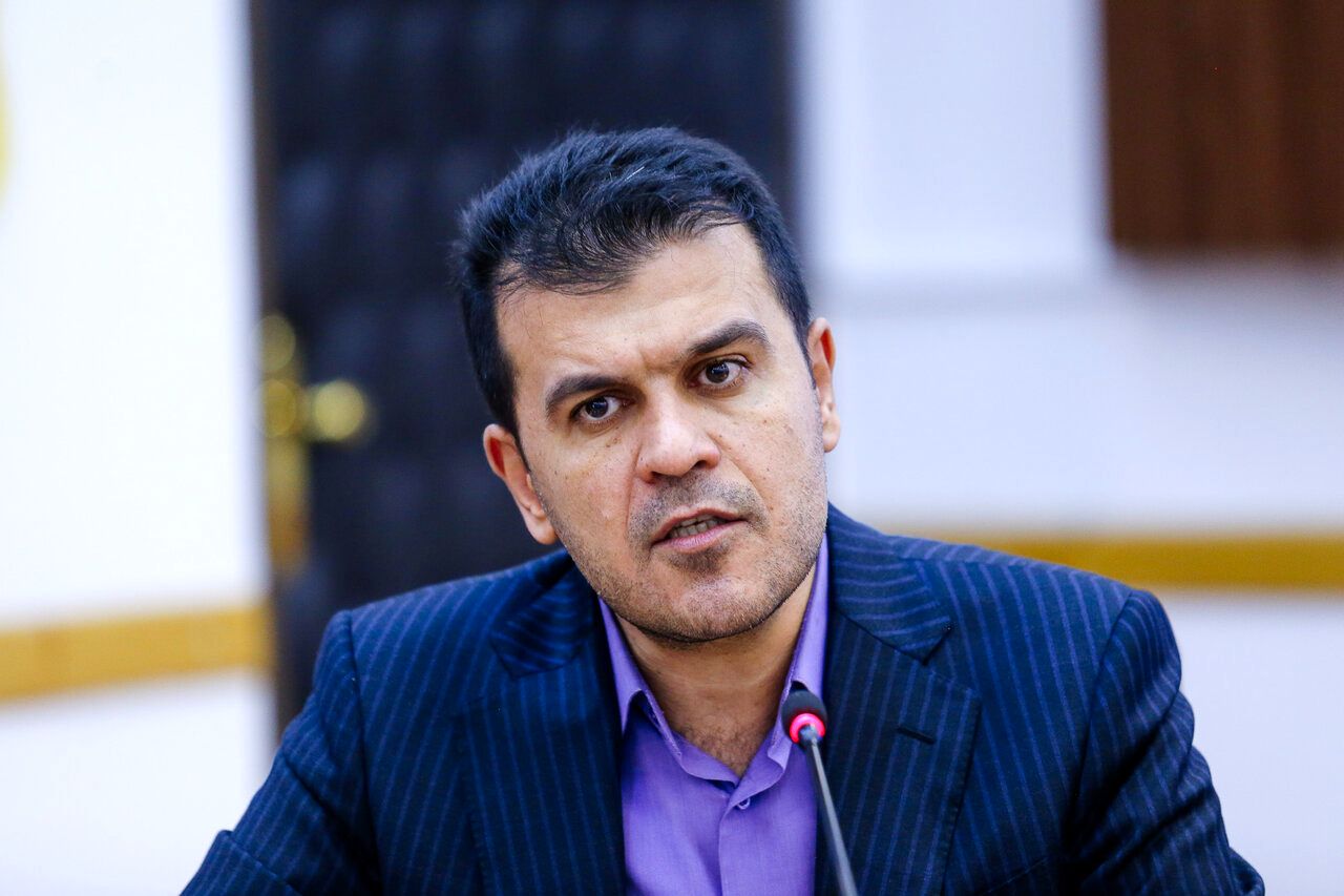 معاون پزشکیان: ردیابی فرماندهان نظامی از طریق واتس‌آپ نبوده / موضوع را فقط به یک نرم‌افزار نباید تقلیل دهیم