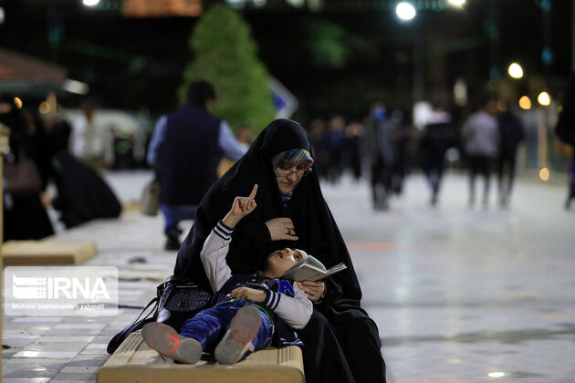 مشهد عبادت احیا