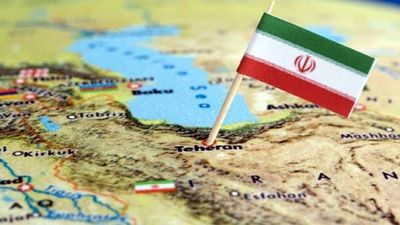2 دام خطرناک در راه سیاست ایران/ تنها راه نجات چیست؟