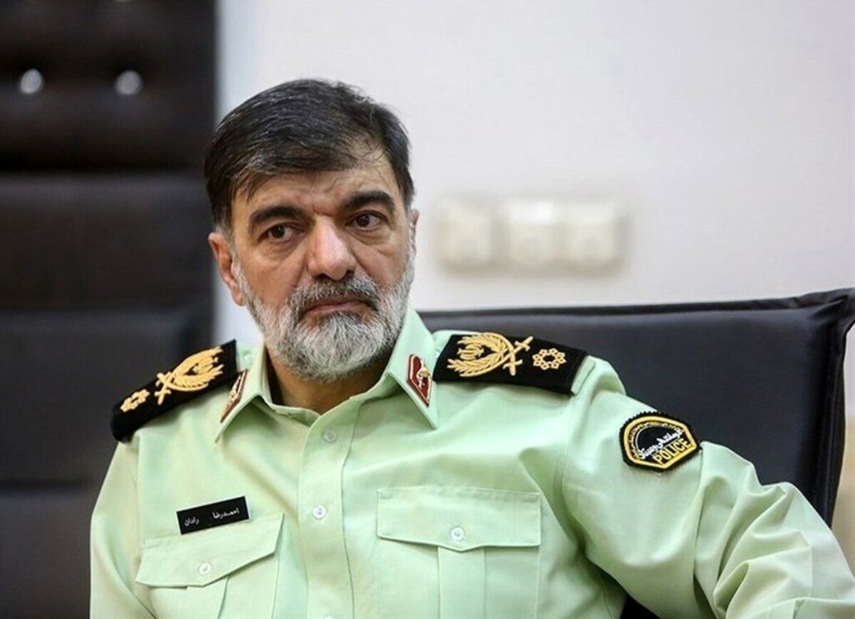 بوسه سردار رادان بر پیشانی مسعود پزشکیان + عکس