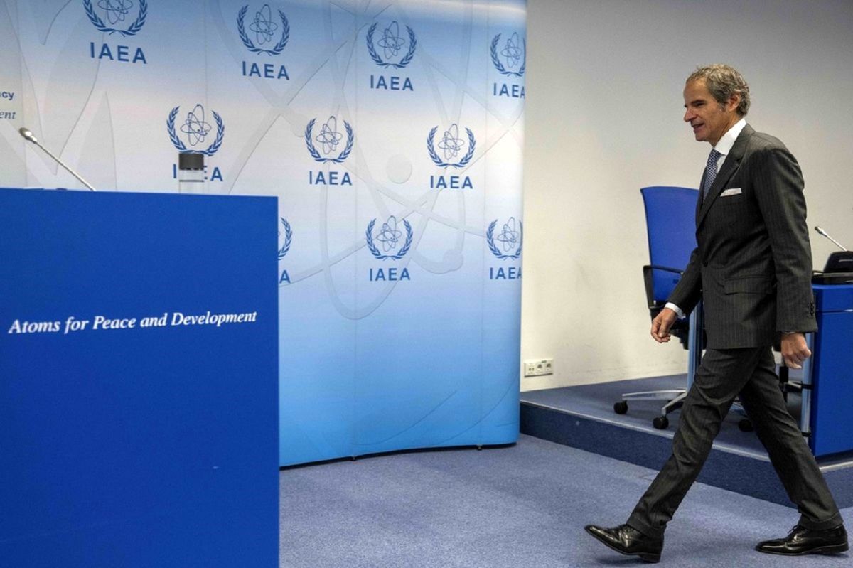 گروسی: ایران در حال حاضر بهطور فعال غنیسازی انجام نمیدهد | در اطراف محل نگهداری ذخایر اورانیوم، تحرکاتی مشاهده شد | مواد هستهای با غنای ۶۰ درصد همچنان در ایران است