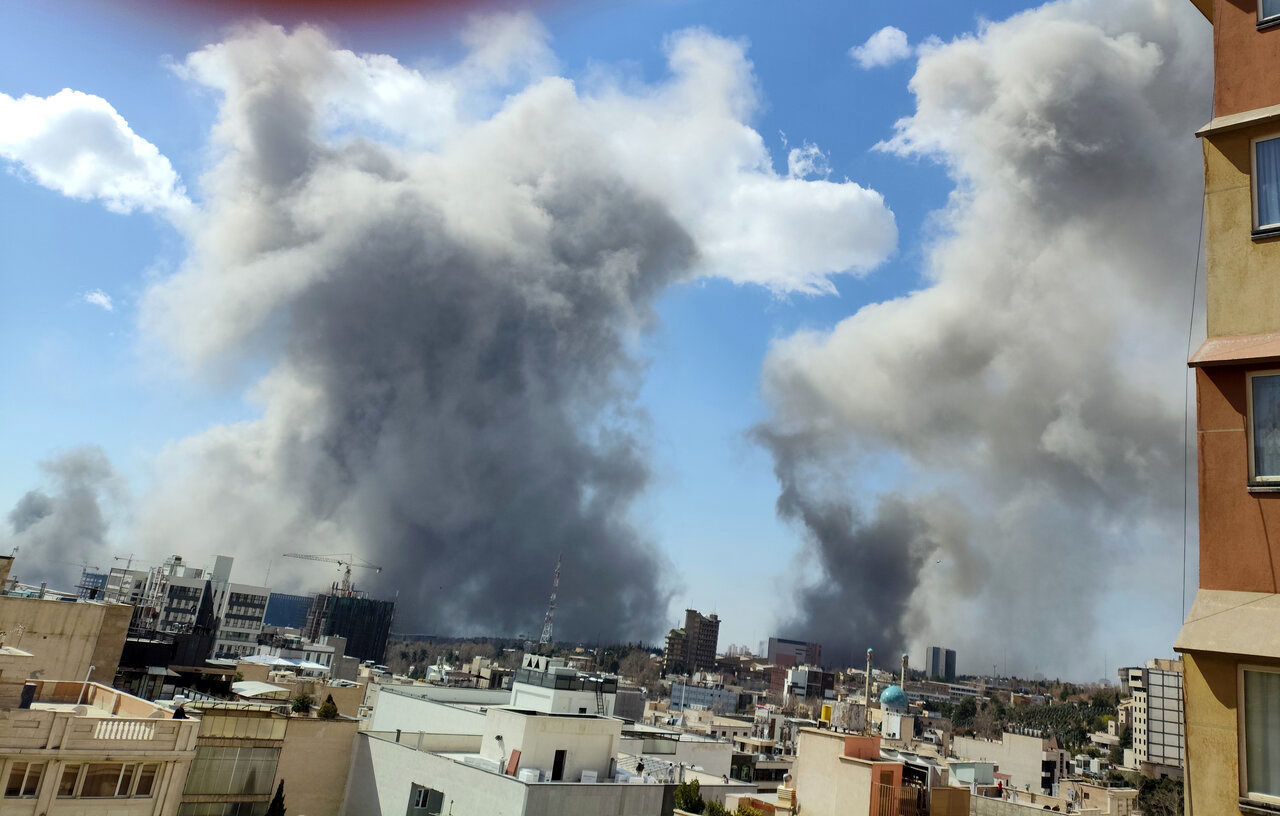 نخستین تصاویر از حملات امروز یکشنبه اسرائیل و آمریکا به تهران