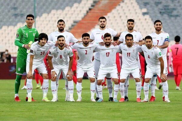 همخوانی سرود ملی توسط بازیکنان تیم فوتبال ایران+ فیلم