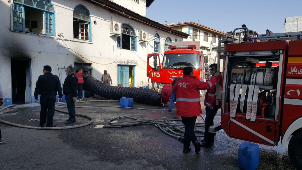 آتش سوزی وحشتناک در انبار لوازم ورزشی+فیلم